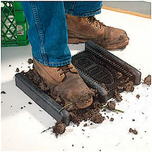 Wearwell® Mud Chucker 2" Thick 1-1/4' x 1-3/8' Black