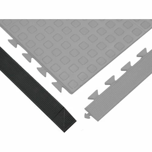 Wearwell® Rejuvenator Ramp Female 5/8" Thick 3.25' Black