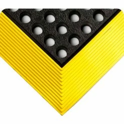 Wearwell® Industrial WorkSafe® GR Drainage Mat 5/8" Thick 2' x 3' Black/Yellow Border