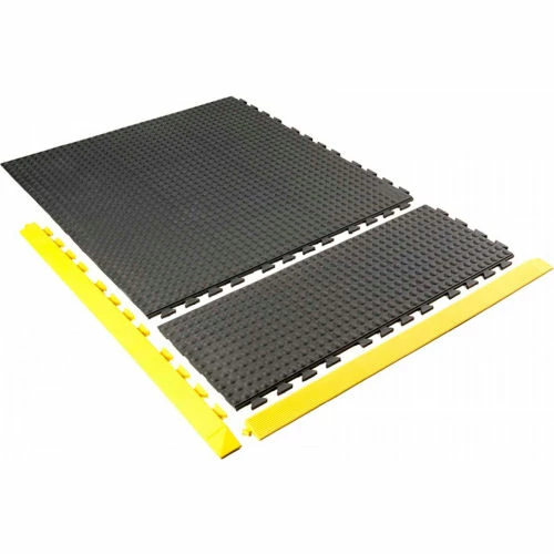 Wearwell® Rejuvenator Ramp Male 5/8" Thick 3.25' Yellow - Image 3
