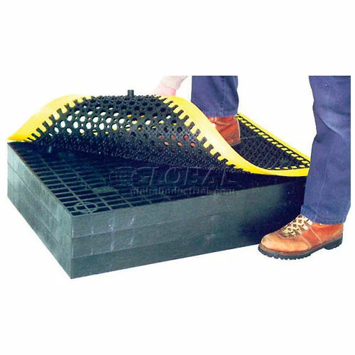 Structural Plastics Corp Add-A-Level Stackable Platform Starter 2-5/8" Thick 3' x 5-1/2' Black - Image 8