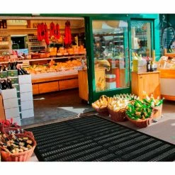 SpaceLinks Designpro Indoor/Outdoor Premier Low-Profile Mat, 4'L x 4'W, Black