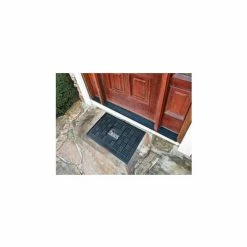 FanMats New England Patriots Medallion Door Mat 1/4" Thick 1.5' x 2.5'