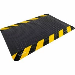 Global Industrial™ Diamond-Plate Anti Fatigue Mat 9/16" Thick 4' x Cut to 75' Blk/Chevron