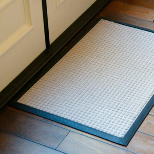 Rubber-Cal "Nottingham" Rubber Backed Carpet Mat - 16 x 24 inches - Gray Polypropylene Mat - Image 8