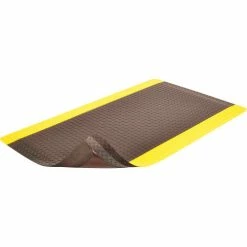 NoTrax® Diamond-Tuff™ Max Anti Fatigue Mat 1" Thick 3' x 12' Black/Yellow Border