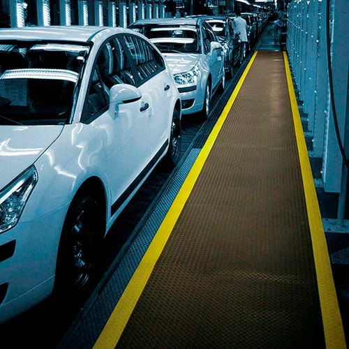 NoTrax® Saddle Trax® Anti Fatigue Mat 1" Thick 3' x 5' Black/Yellow Border