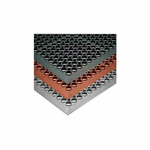 NoTrax® Sanitop Drainage Mat 1/2" Thick 3' x 10' Red