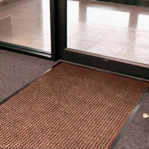 NoTrax® T35 Water Master Entrance Mat 3/8" Thick 3' x 5' Brown - Image 2