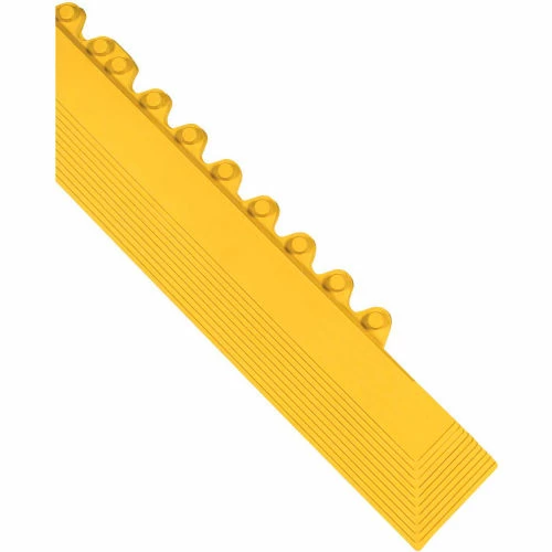 Wearwell® 24/Seven® GR Rubber Male Edge 5/8" Thick 3.25' Yellow